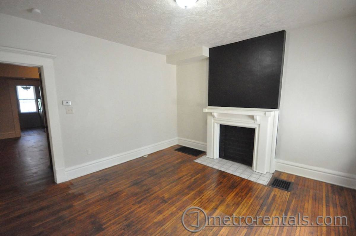 Apartment for rent at 202 E 9th St #9, Columbus, OH 43201