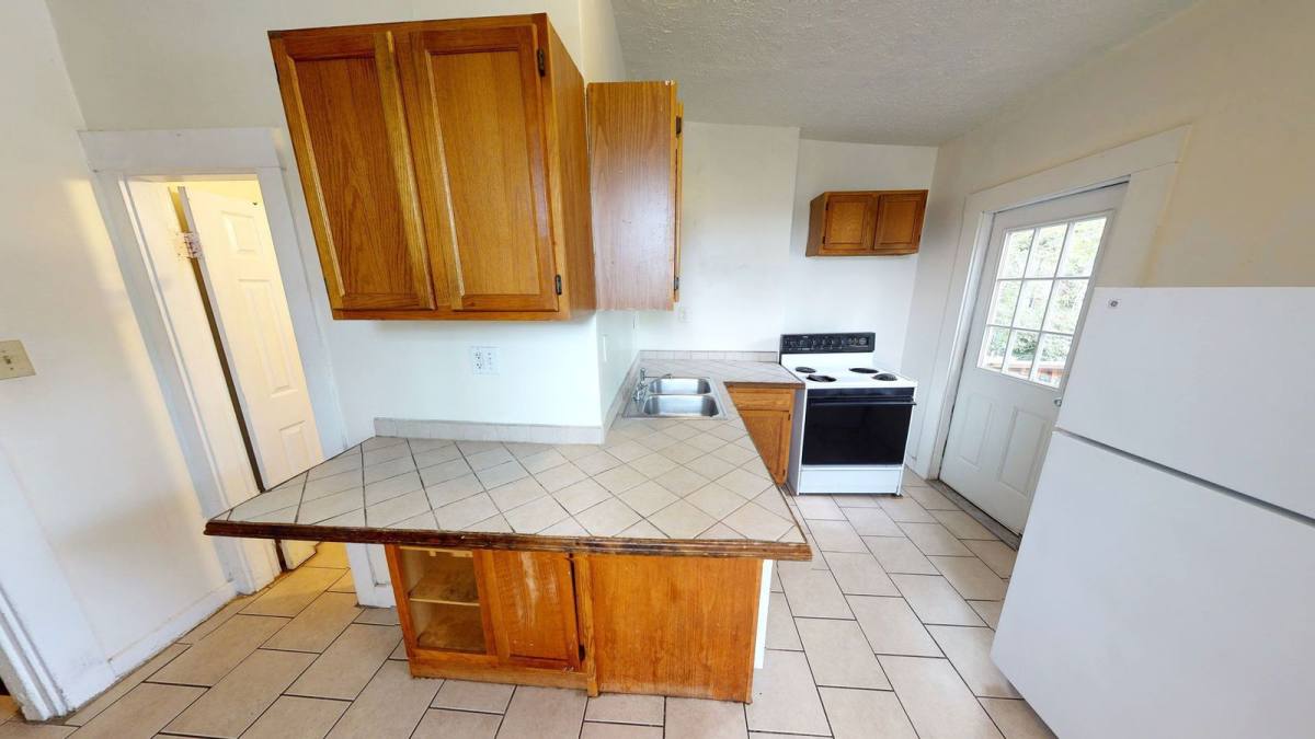 Apartment for rent at 2431 Vine St, Cincinnati, OH 45219