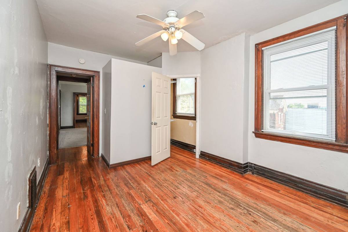 Apartment for rent at 2125 W Clifton Ave #B, Cincinnati, OH 45219