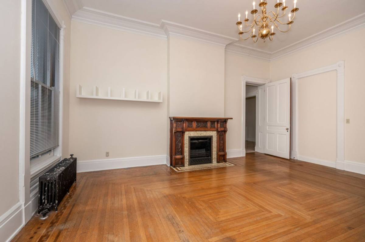 Apartment for rent at 2365 Auburn Ave #3, Cincinnati, OH 45219