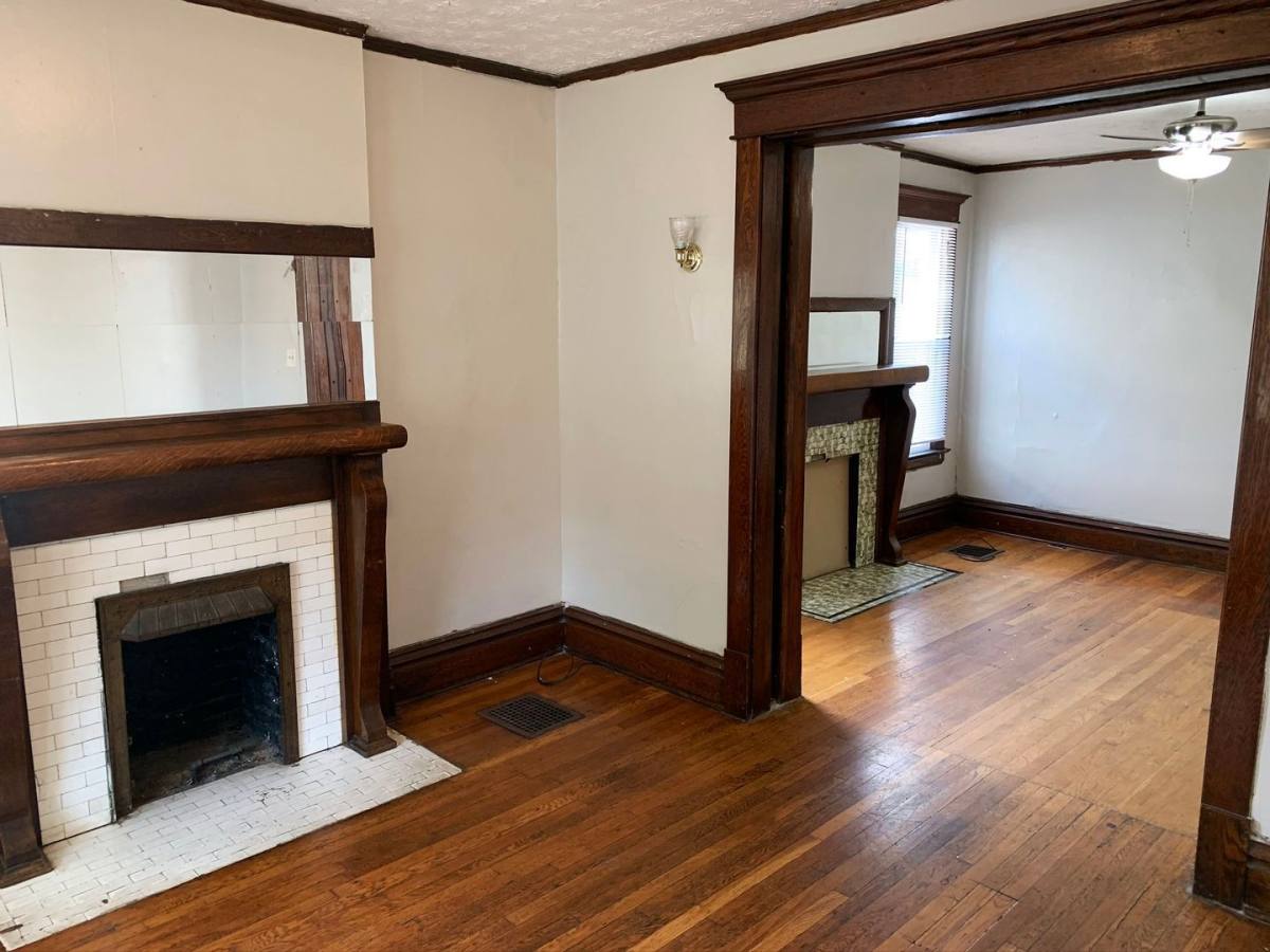 Apartment for rent at 293 E 14th Ave, Columbus, OH 43201