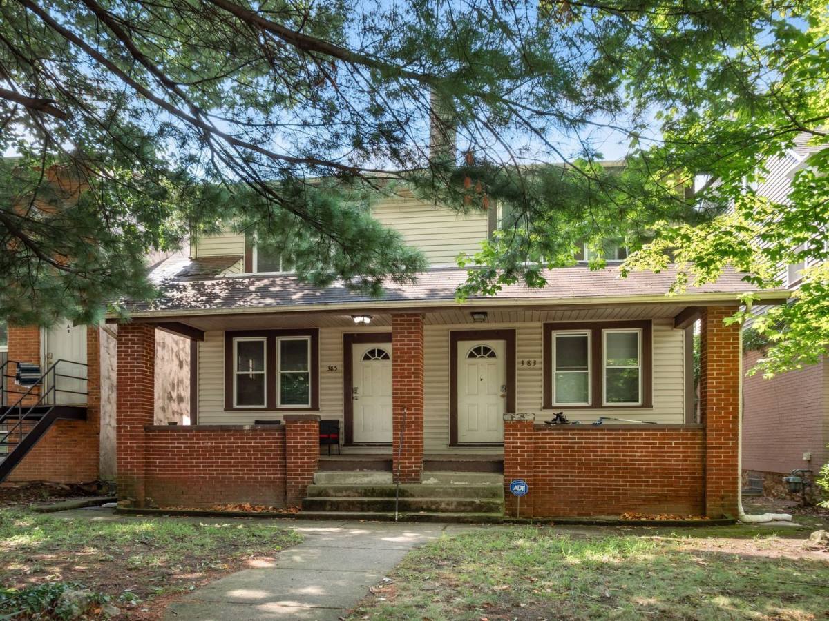 Apartment for rent at 385 E 13th Ave, Columbus, OH 43201