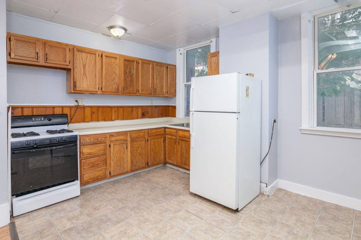 House for rent at 2554 Vestry Ave, Cincinnati, OH 45219