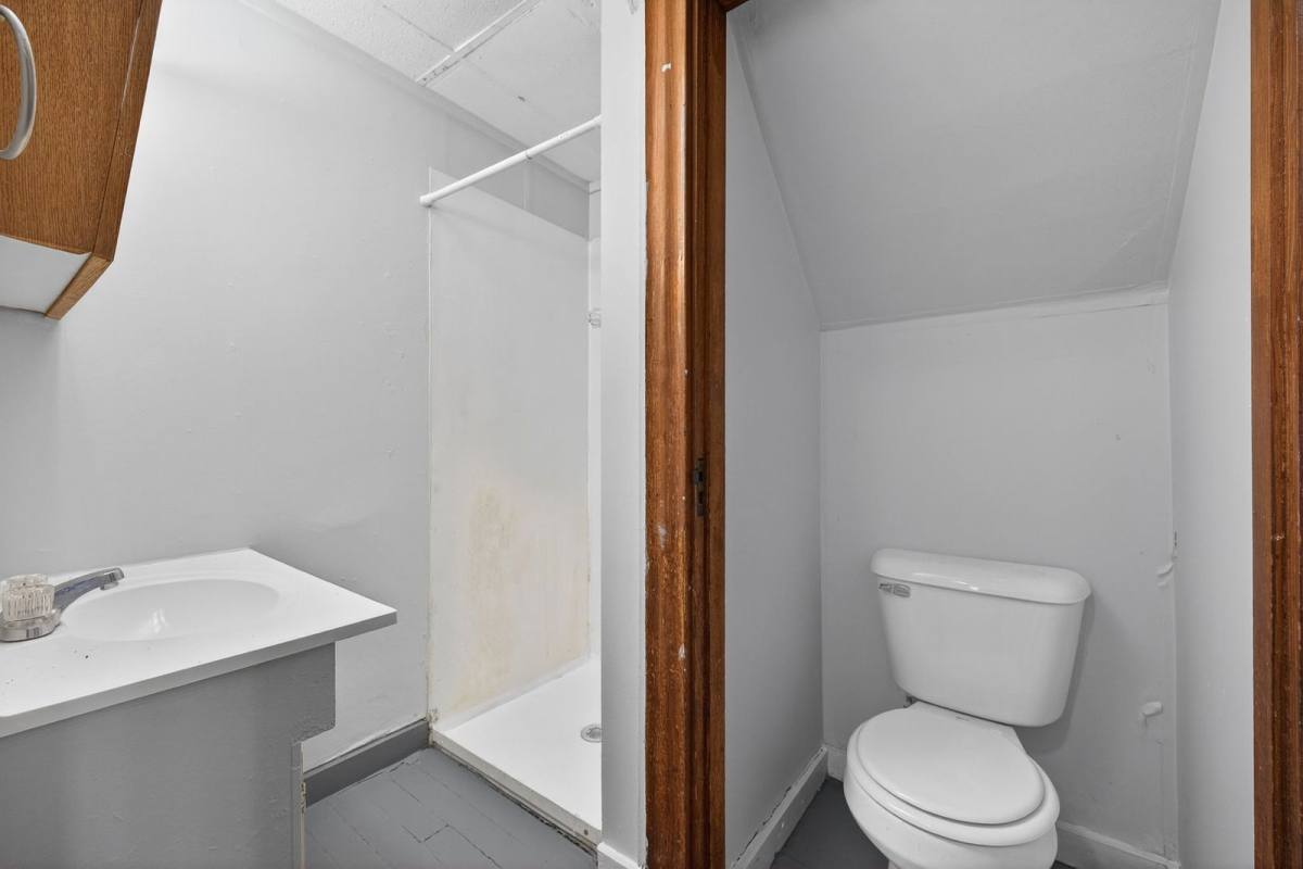 Apartment for rent at 2339 Rohs St #1F, Cincinnati, OH 45219