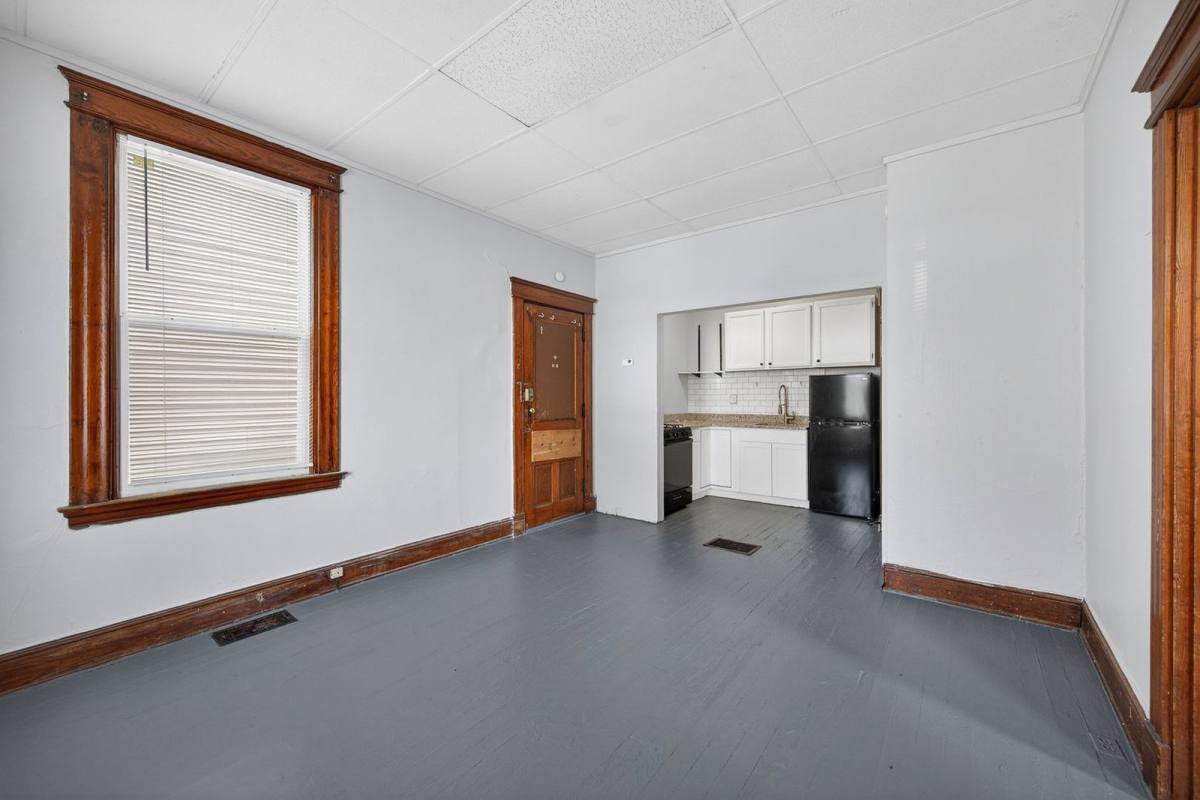 Apartment for rent at 2339 Rohs St #1F, Cincinnati, OH 45219
