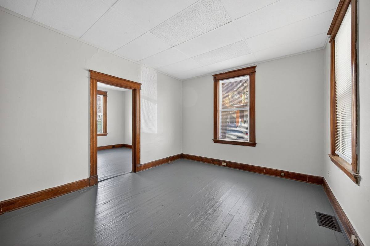 Apartment for rent at 2339 Rohs St #1F, Cincinnati, OH 45219