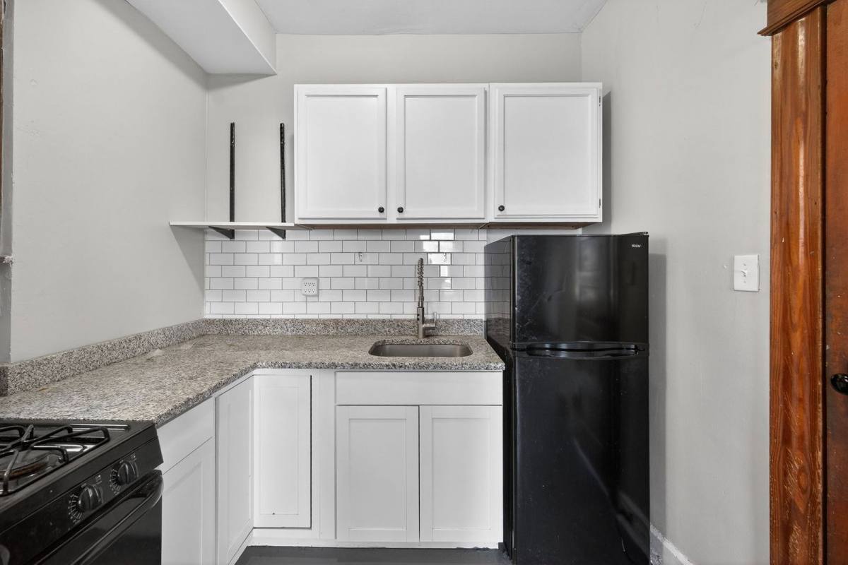 Apartment for rent at 2339 Rohs St #1F, Cincinnati, OH 45219