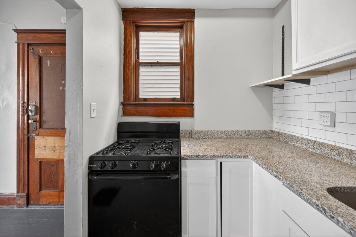 Apartment for rent at 2339 Rohs St #1F, Cincinnati, OH 45219