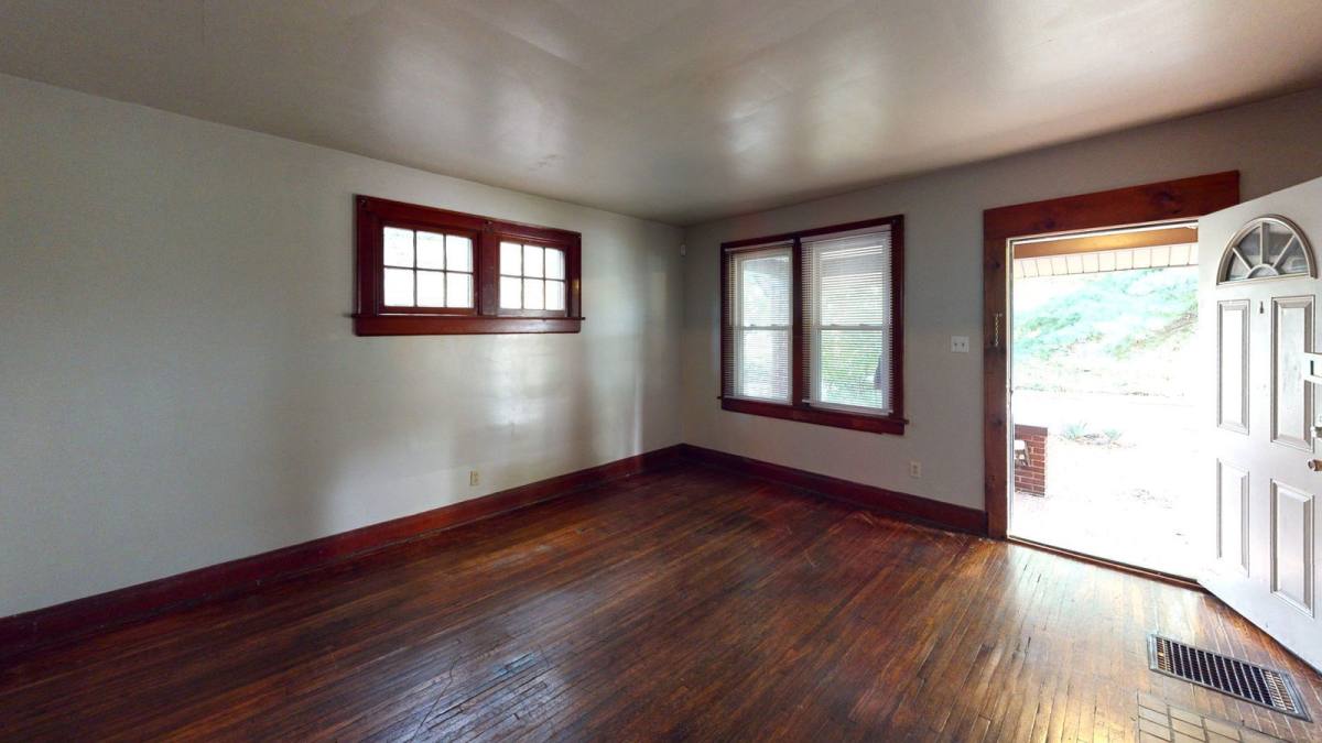 Apartment for rent at 383 E 13th Ave, Columbus, OH 43201