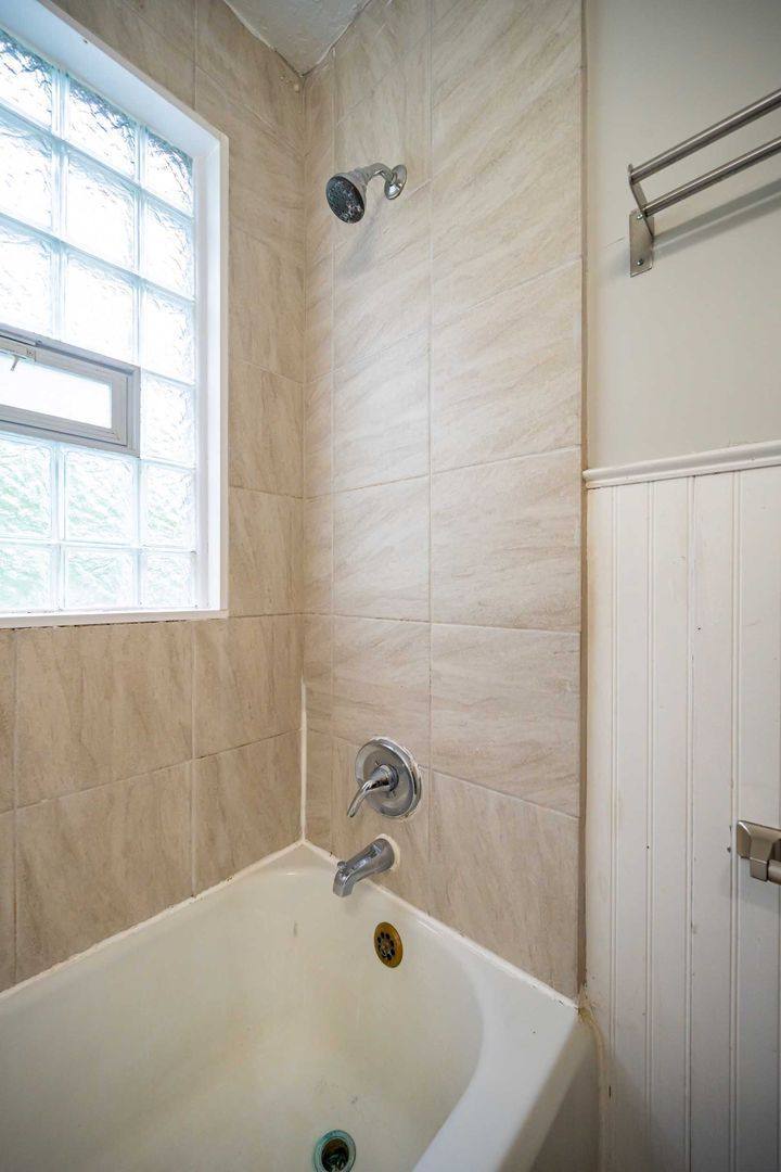 Apartment for rent at 213 E Hudson St, Columbus, OH 43202