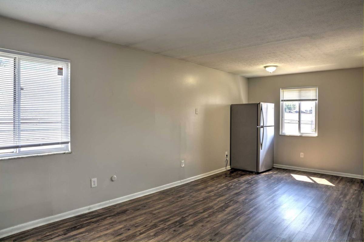 Apartment for rent at 1292 Courtland Ave #B, Columbus, OH 43201