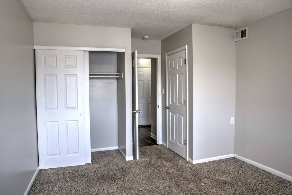 Apartment for rent at 1292 Courtland Ave #B, Columbus, OH 43201
