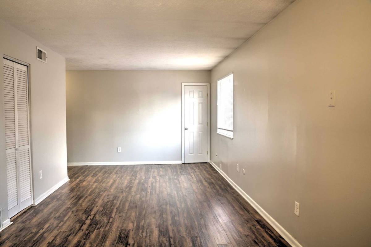 Apartment for rent at 1292 Courtland Ave #B, Columbus, OH 43201