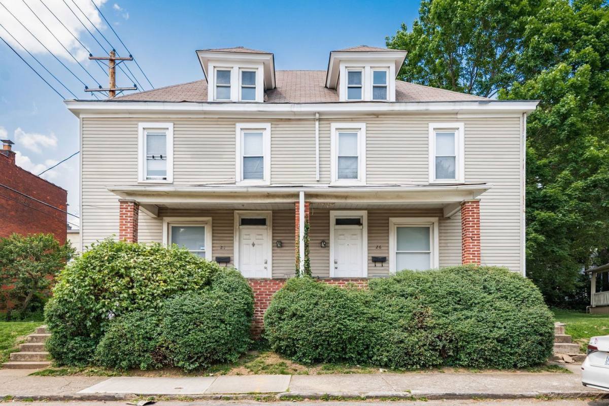 Apartment for rent at 24 E Blake Ave, Columbus, OH 43202