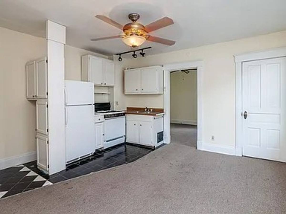 House for rent at 2318 Chickasaw St, Cincinnati, OH 45219