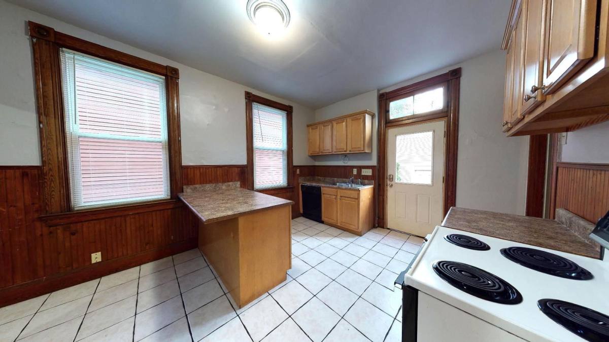 Apartment for rent at 2319 Sauer Ave, Cincinnati, OH 45219