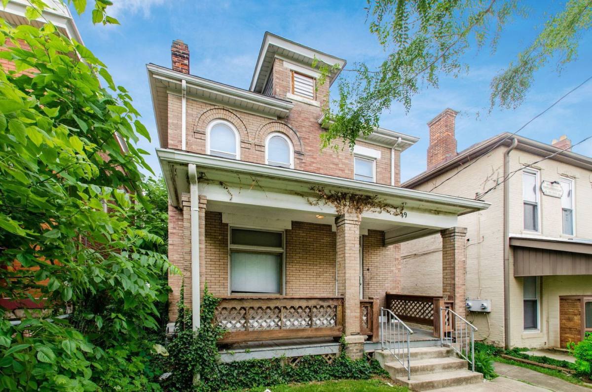 House for rent at 49 Euclid Ave, Columbus, OH 43201