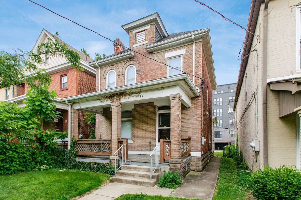 House for rent at 49 Euclid Ave, Columbus, OH 43201