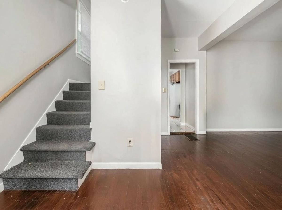House for rent at 227 E Northwood Ave, Columbus, OH 43201