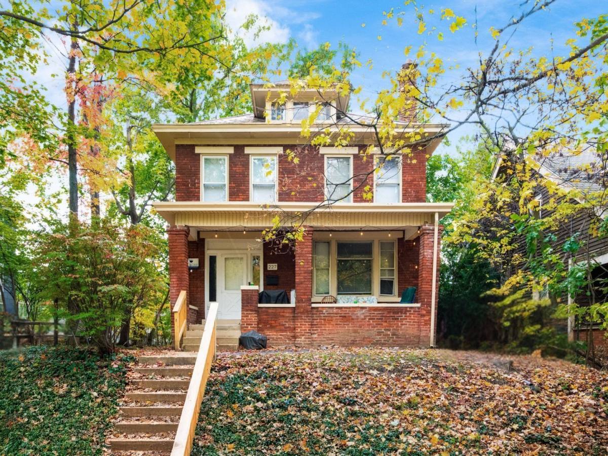 House for rent at 227 E Northwood Ave, Columbus, OH 43201