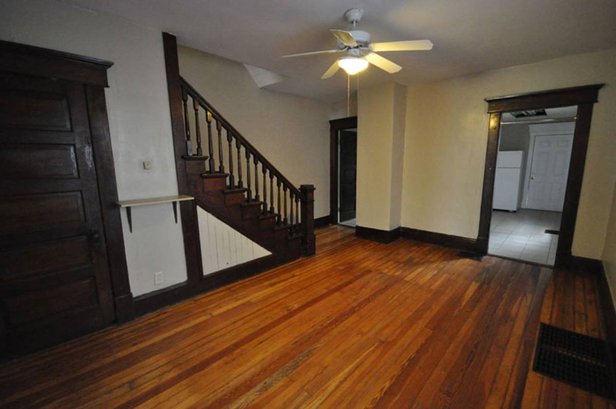 Apartment for rent at 25 E Blake Ave, Columbus, OH 43202