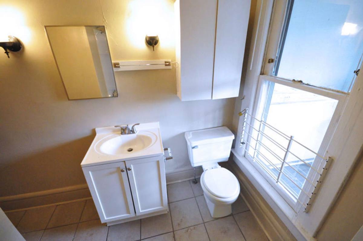 Apartment for rent at 25 E Blake Ave, Columbus, OH 43202