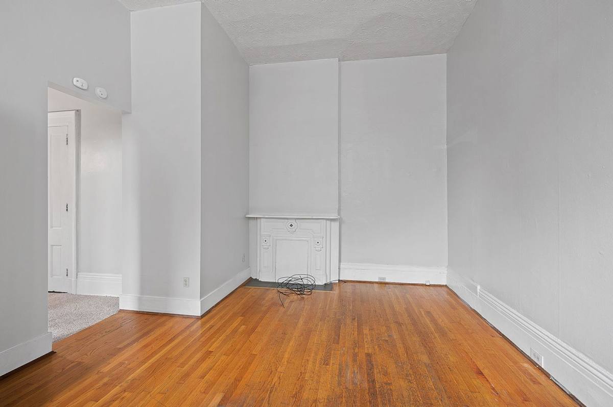 Apartment for rent at 2419 Vine St #1, Cincinnati, OH 45219