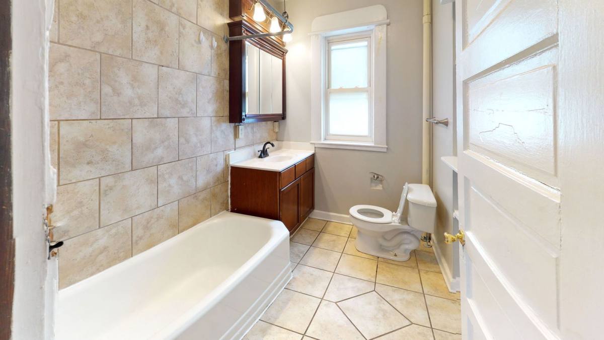 House for rent at 1638 N 4th St, Columbus, OH 43201