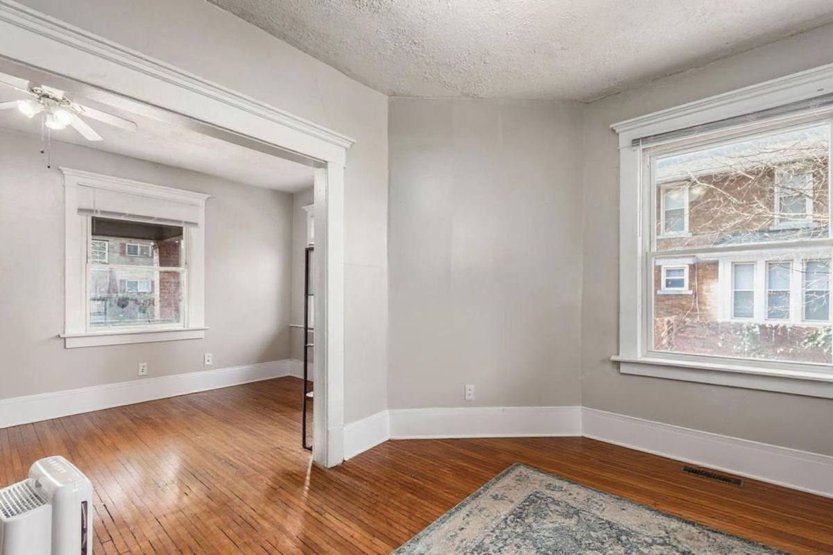 Apartment for rent at 204 Chittenden Ave, Columbus, OH 43201
