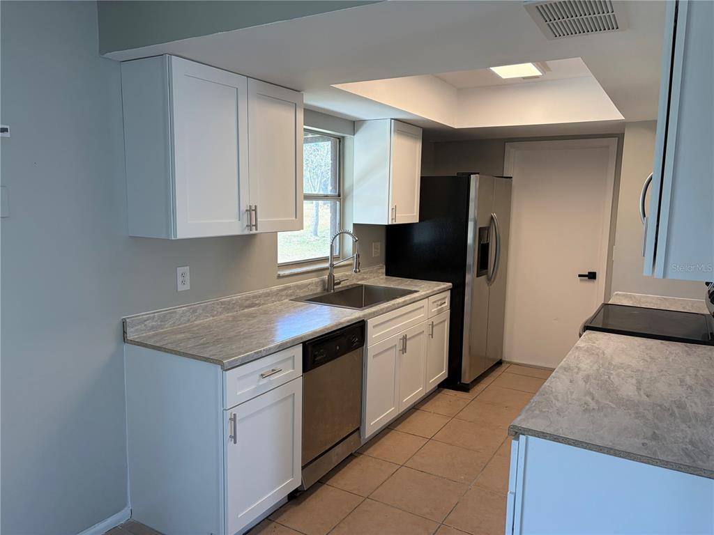 Apartment for rent at 12570 Indiana Woods Lane, Orlando, FL 32824