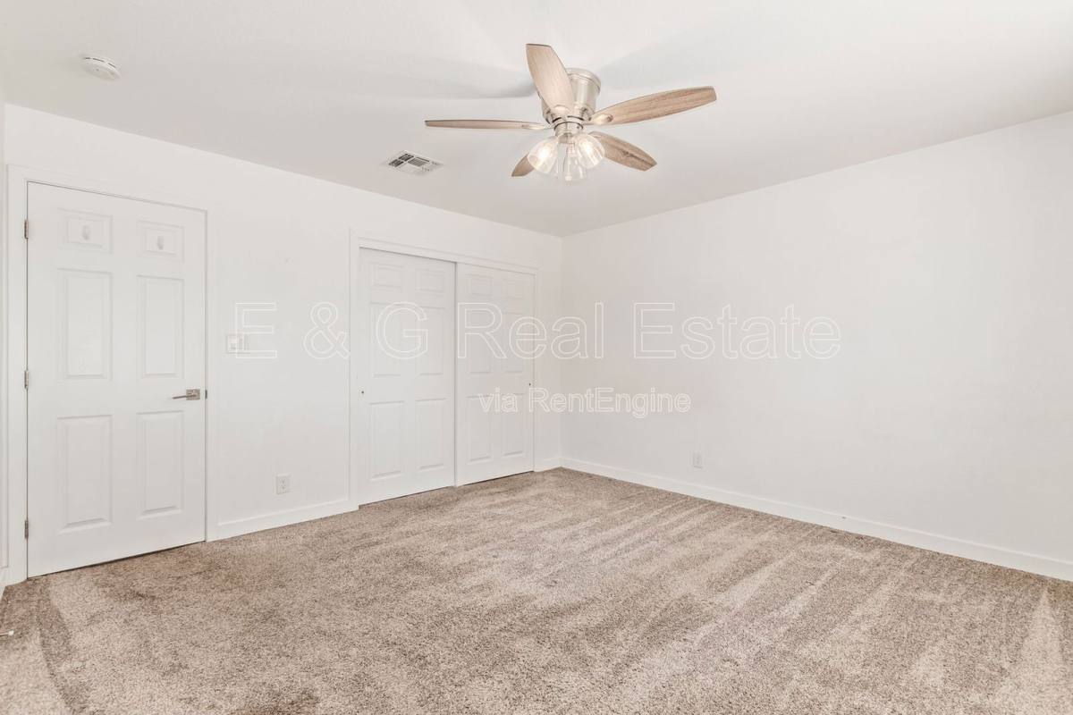 House for rent at 1809 E Concorda Dr, Tempe, AZ 85282