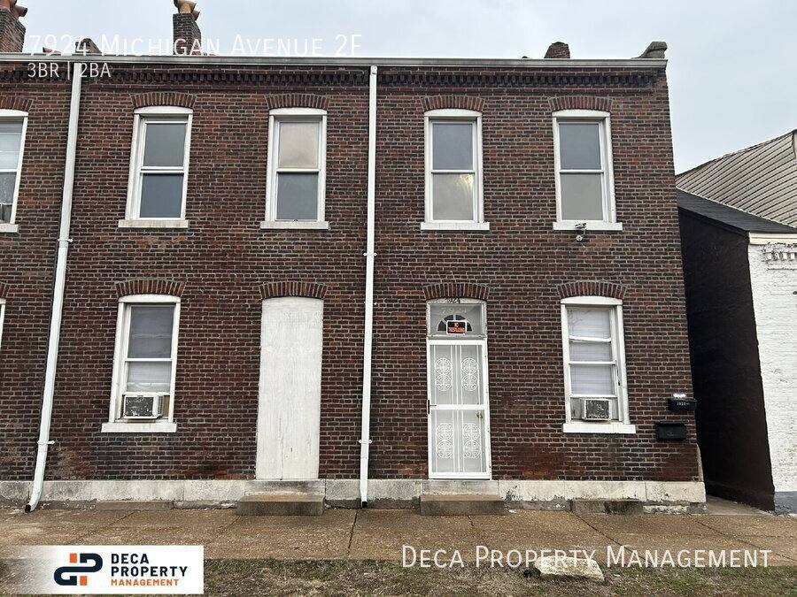 Apartment for rent at 7924 Michigan Ave #2F, Saint Louis, MO 63111