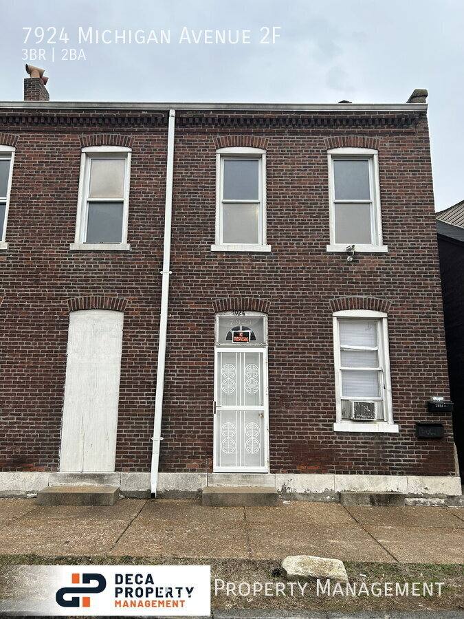 Apartment for rent at 7924 Michigan Ave #2F, Saint Louis, MO 63111