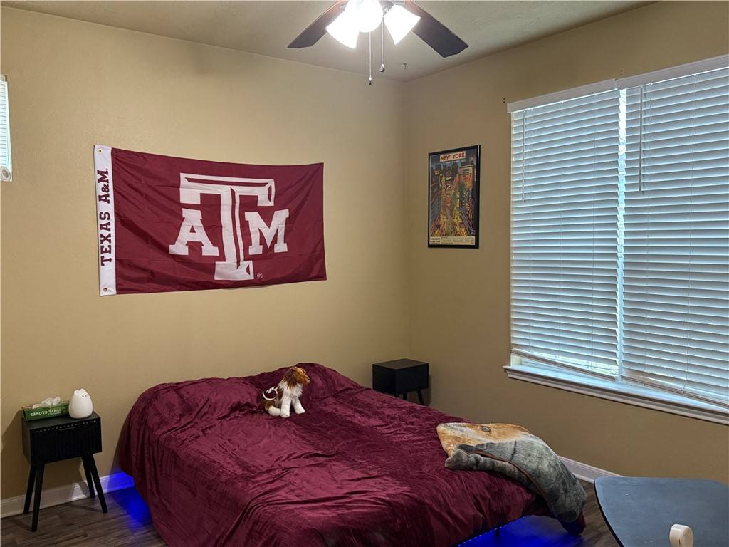 Apartment for rent at 2925 McLaren Dr, College Station, TX 77845