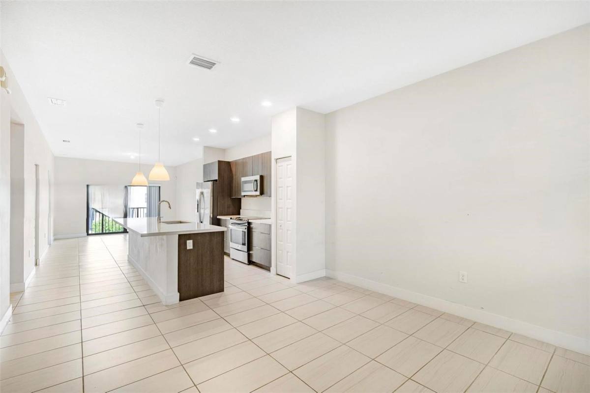 Apartment for rent at 7865 NW 104th Ave, Miami, FL 33178