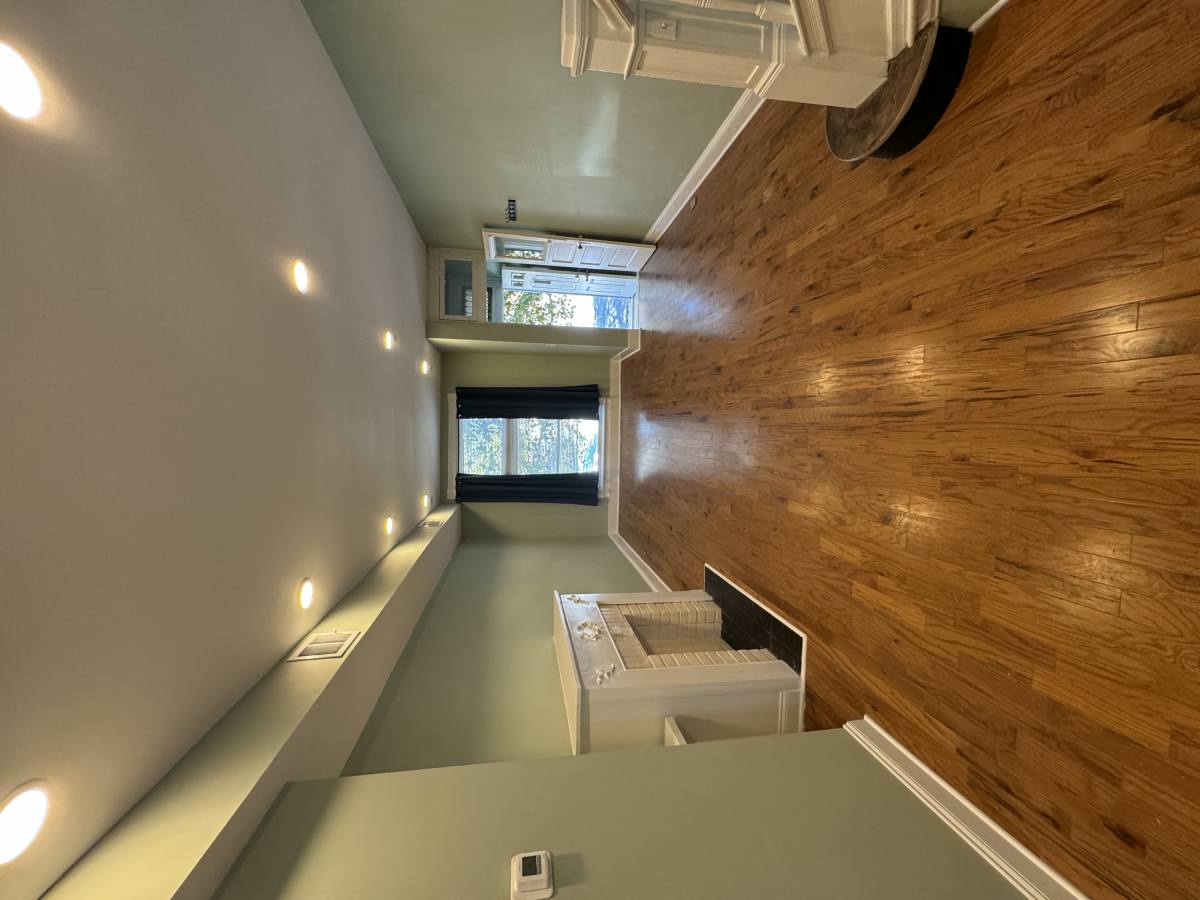 House for rent at 809 N Luzerne Ave, Baltimore, MD 21205
