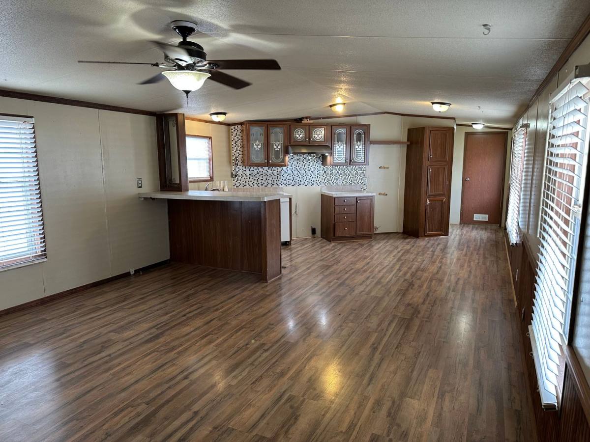 Apartment for rent at 1700 N Broadway, Salem, IL 62881