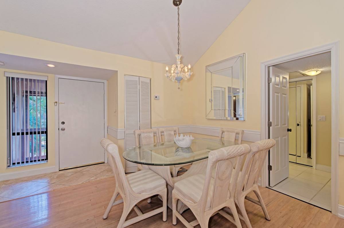Apartment for rent at 1677 Brookhouse Circle, Sarasota, FL 34231