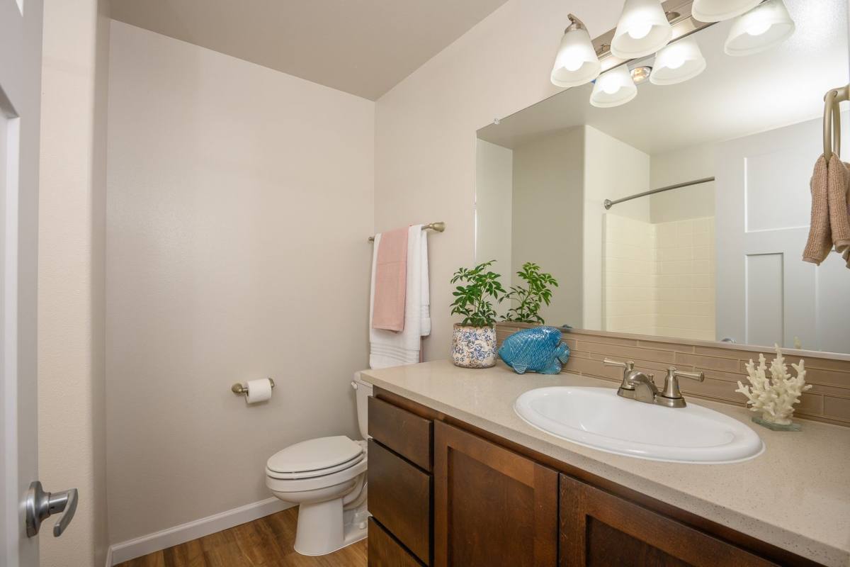 Apartment for rent at 17366 NE Halsey St, Portland, OR 97230
