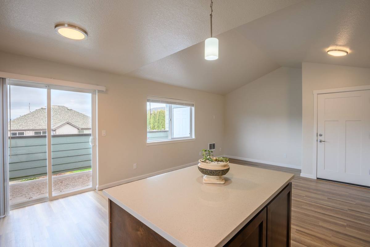 Apartment for rent at 17366 NE Halsey St, Portland, OR 97230