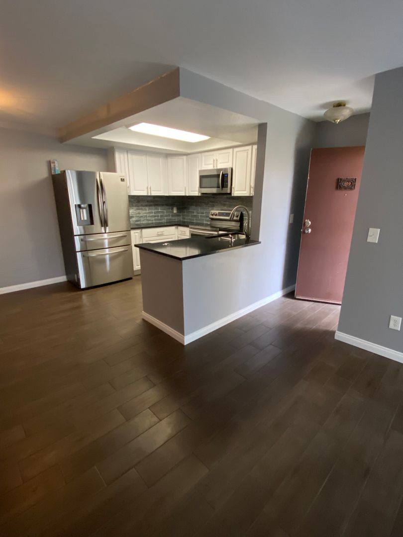 Apartment for rent at 6052 Rancho Mission Rd, San Diego, CA 92108