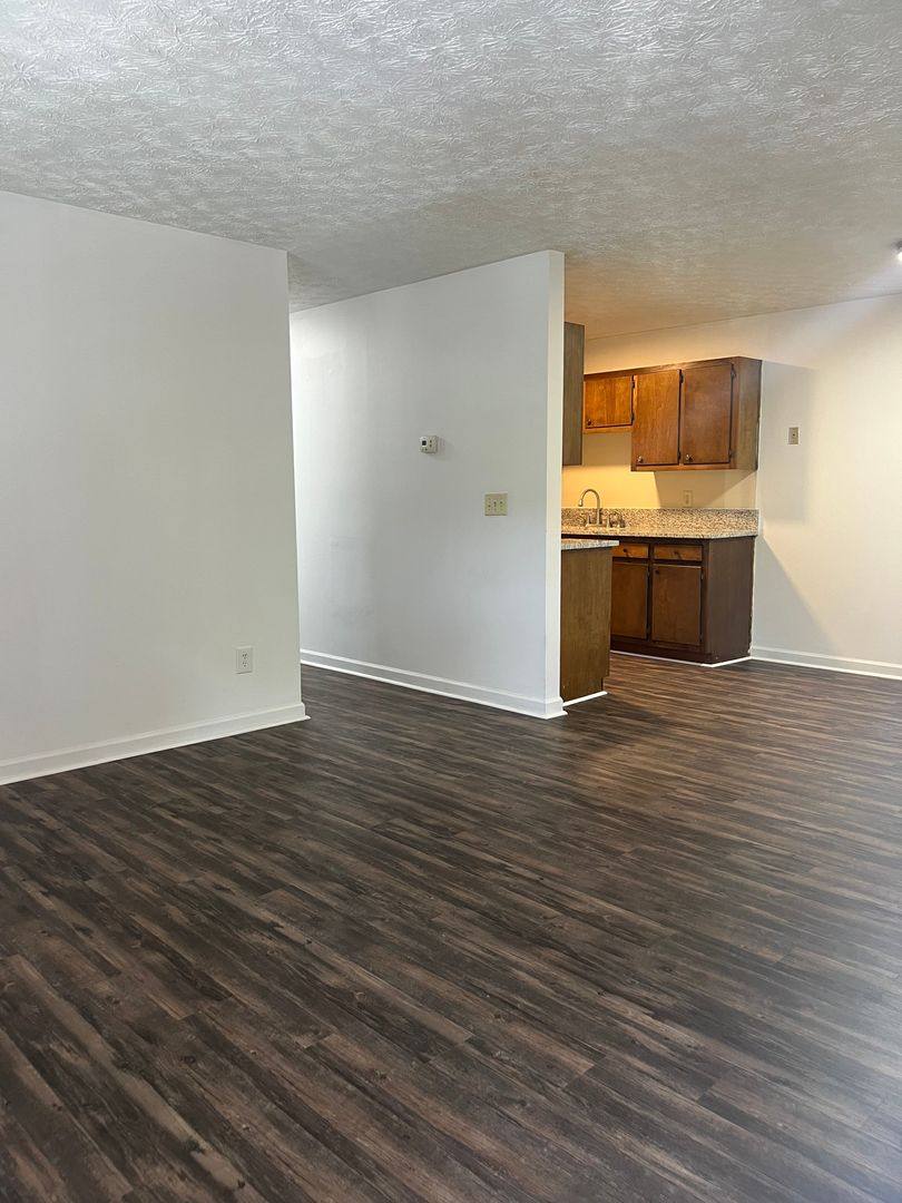 Apartment for rent at 120 Crown Point Dr, Cornelia, GA 30531