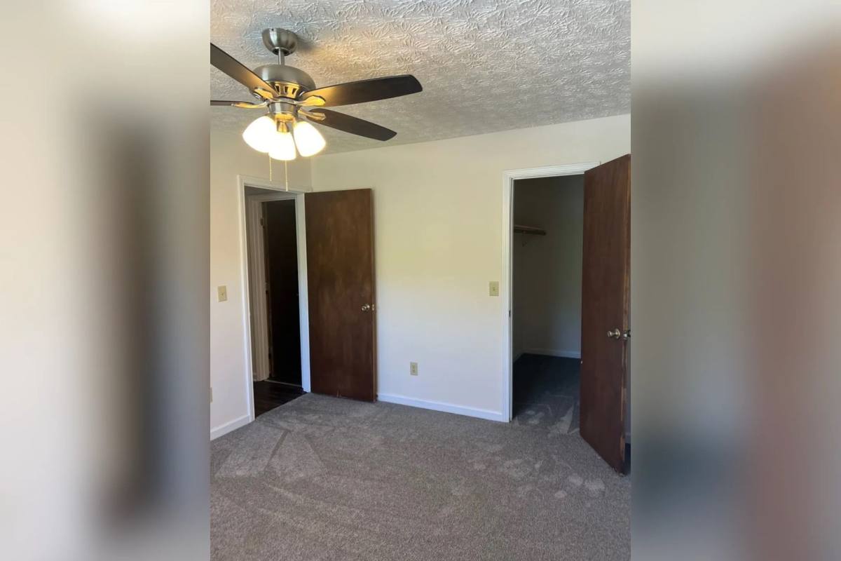 Apartment for rent at 120 Crown Point Dr, Cornelia, GA 30531
