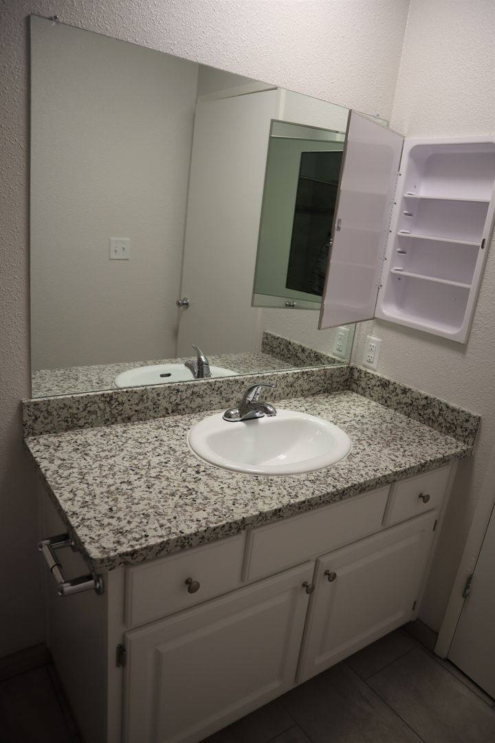 Apartment for rent at 7051 Bowling Dr, Sacramento, CA 95823
