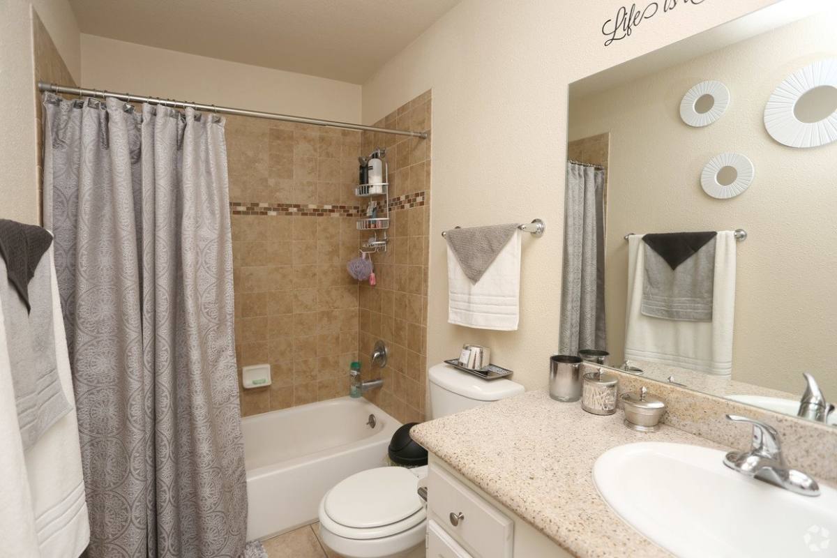 Apartment for rent at 7051 Bowling Dr, Sacramento, CA 95823