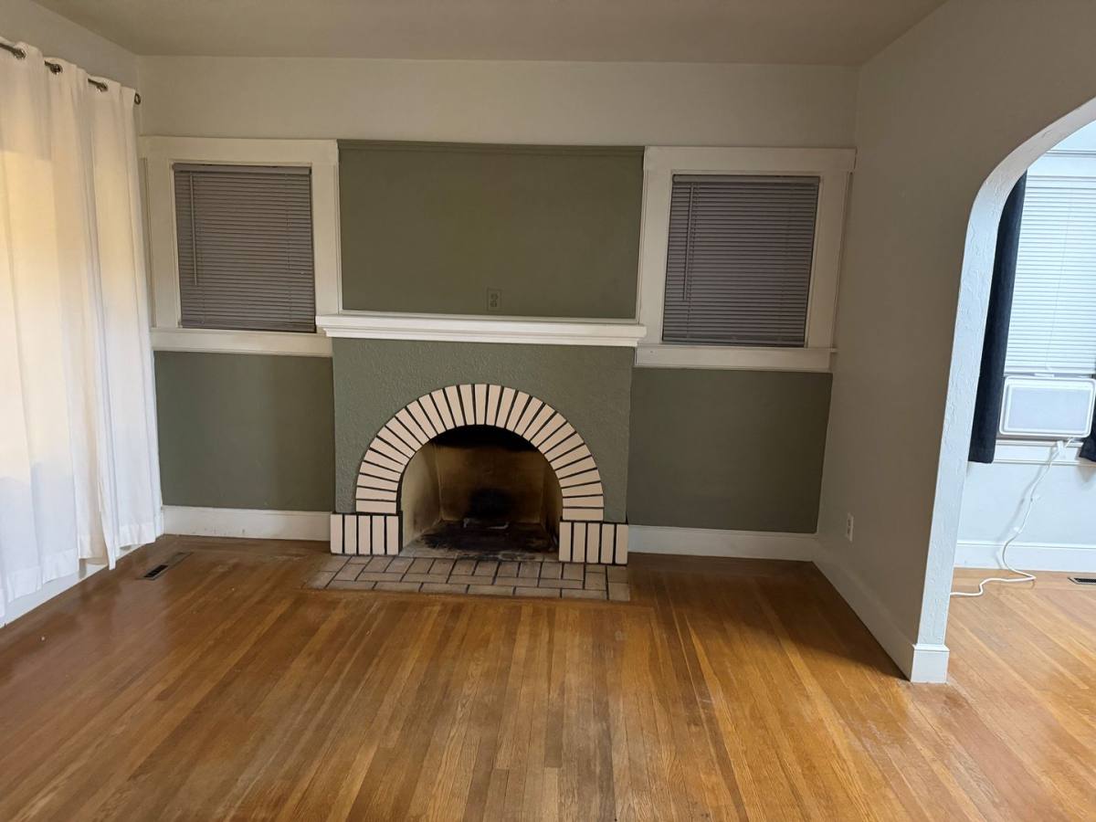 House for rent at 1813 Beverly Way, Sacramento, CA 95818