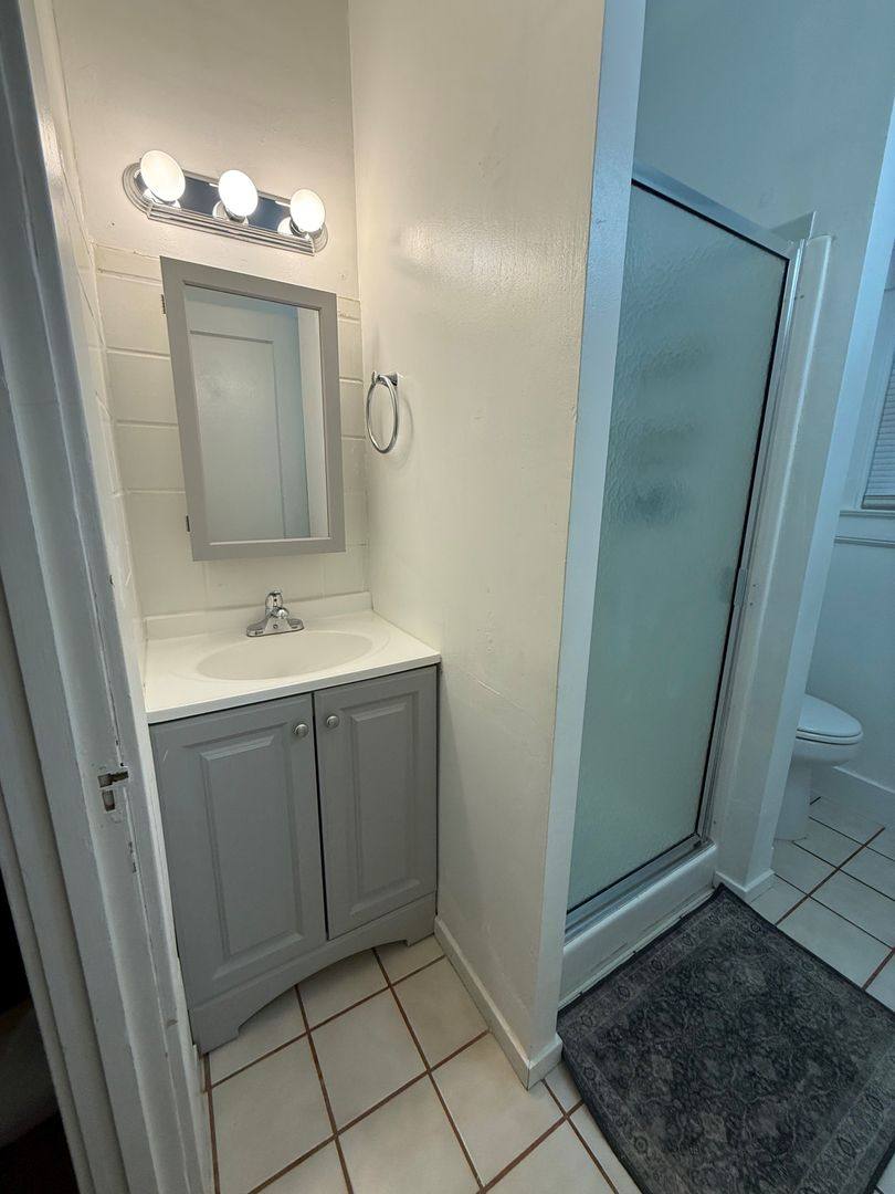 House for rent at 1813 Beverly Way, Sacramento, CA 95818