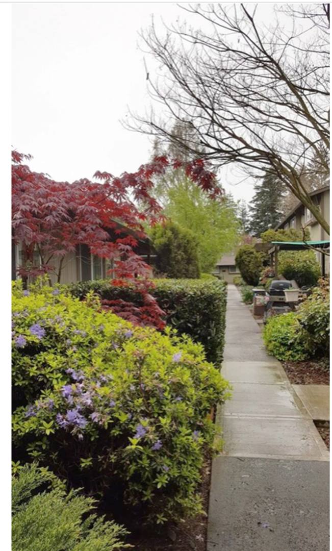 Apartment for rent at 13625 SE Stark St, Portland, OR 97233