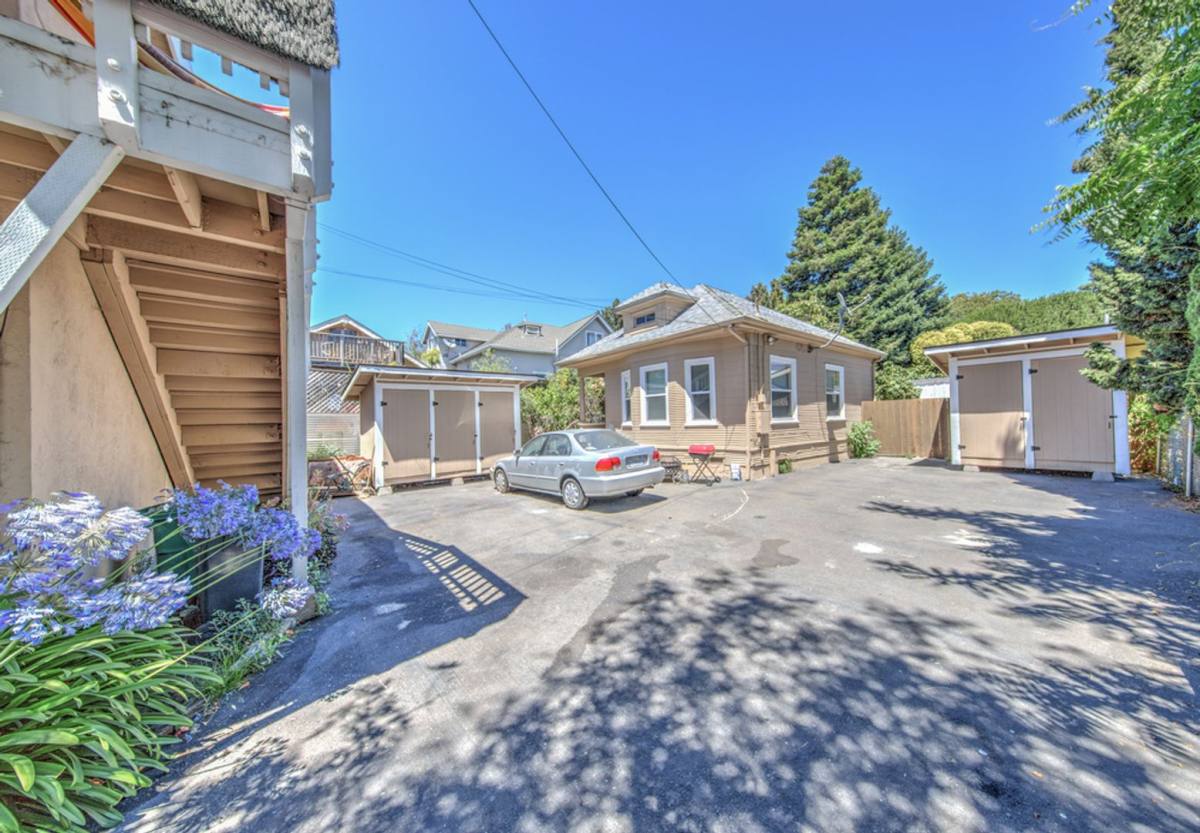 Apartment for rent at 3205 & 3209 California St, Berkeley, CA 94703