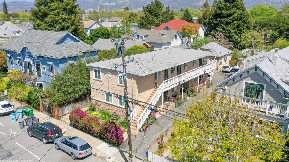 Apartment for rent at 3205 & 3209 California St, Berkeley, CA 94703